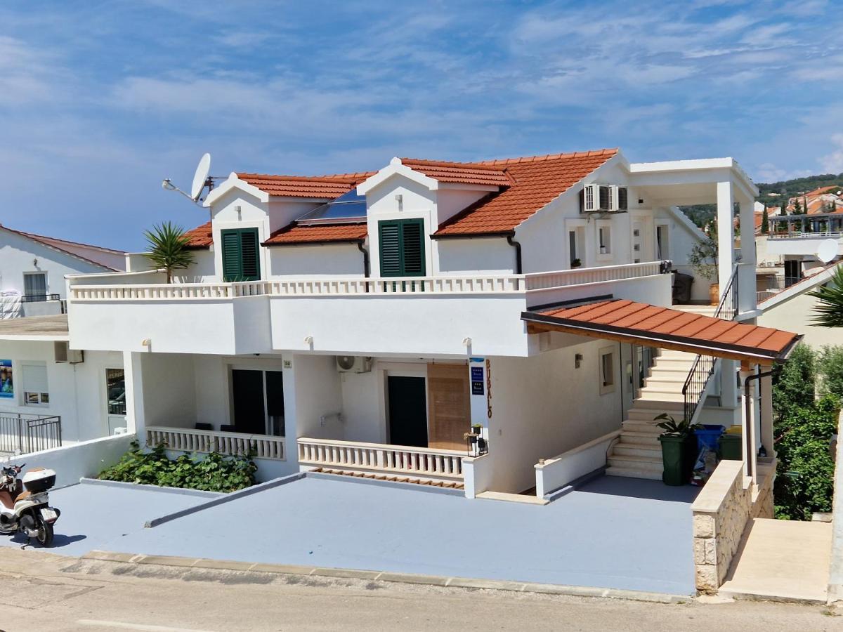 Apartments Bubalo Хвар Экстерьер фото