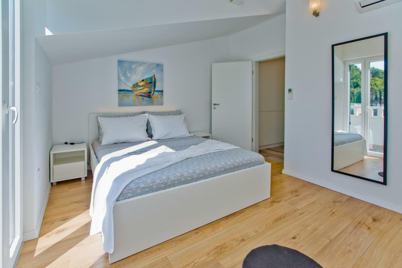Apartments Bubalo Хвар Экстерьер фото