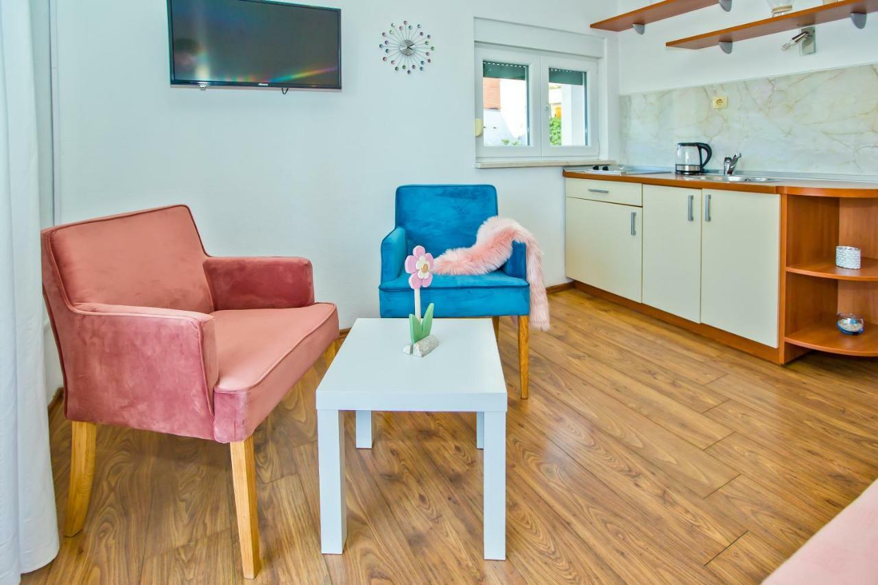 Apartments Bubalo Хвар Экстерьер фото