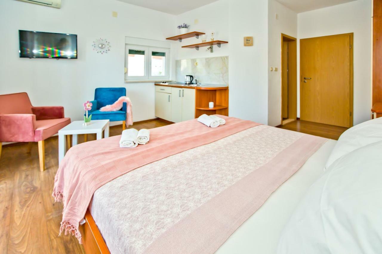 Apartments Bubalo Хвар Экстерьер фото